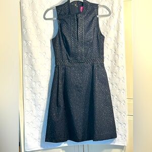 Lily Pulitzer NWT
Size 0
Gorgeous LBD with pockets!!